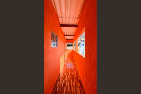 Casa à venda com 53m², 5 quartos e 1 vagaÁrea de Serviço