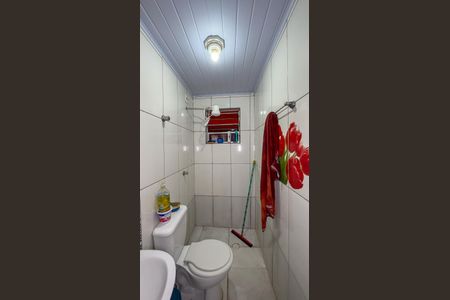 Casa à venda com 53m², 5 quartos e 1 vagaBanheiro 2