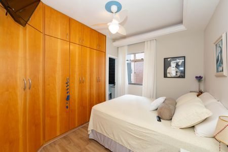 Apartamento à venda com 170m², 4 quartos e 2 vagasQUARTO3