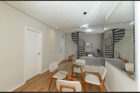 Apartamento à venda com 170m², 4 quartos e 2 vagasSALA