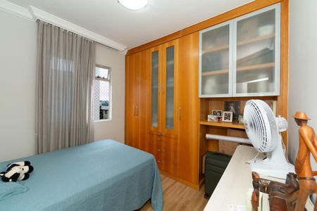 Apartamento à venda com 170m², 4 quartos e 2 vagasQUARTO2