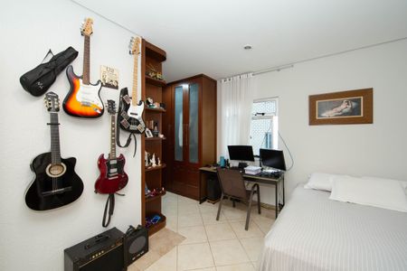 Apartamento à venda com 170m², 4 quartos e 2 vagasQUARTO4