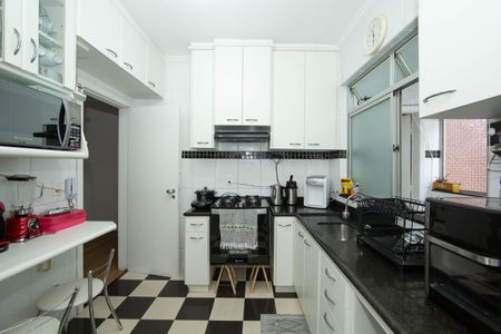 Apartamento à venda com 170m², 4 quartos e 2 vagasCOZINHA