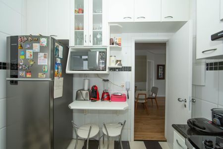 Apartamento à venda com 170m², 4 quartos e 2 vagasCOZINHA