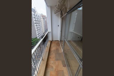 SACADA de apartamento para alugar com 3 quartos, 165m² em Cambuí, Campinas