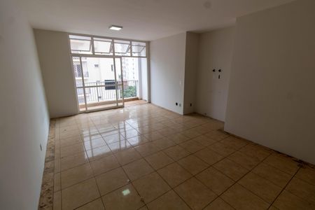 SALA de apartamento para alugar com 3 quartos, 165m² em Cambuí, Campinas