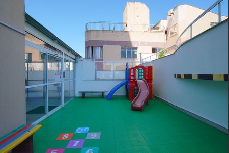 Apartamento para alugar com 67m², 2 quartos e 2 vagas Apartamento para alugar com 67m², 2 quartos e 2 vagasÁrea comum - Playground