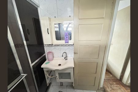 Apartamento para alugar com 50m², 2 quartos e sem vagaBanheiro