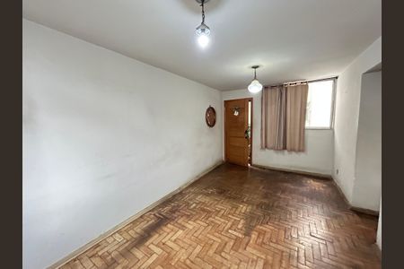 Sala de apartamento para alugar com 2 quartos, 50m² em Tomás Coelho, Rio de Janeiro