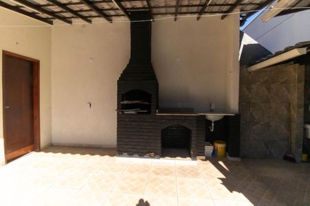 Casa à venda com 250m², 3 quartos e 1 vagaÁrea externa