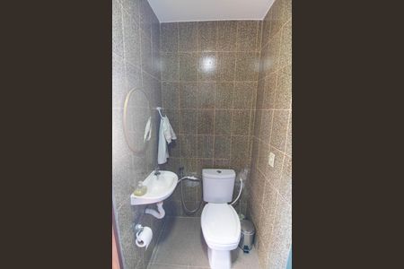 Casa à venda com 250m², 3 quartos e 1 vagaBanheiro de serviço