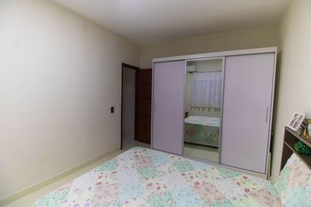 Casa à venda com 250m², 3 quartos e 1 vagaQuarto 2