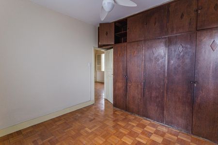 Quarto 2 de casa para alugar com 4 quartos, 150m² em Santa Efigênia, Belo Horizonte