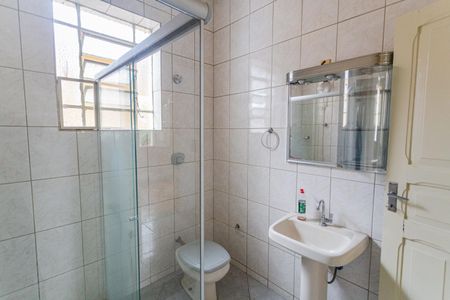 Casa para alugar com 150m², 4 quartos e 1 vaga Casa para alugar com 150m², 4 quartos e 1 vagaBanheiro Social
