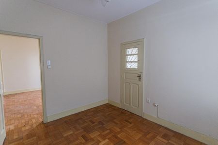 Casa para alugar com 150m², 4 quartos e 1 vaga Casa para alugar com 150m², 4 quartos e 1 vagaQuarto 1