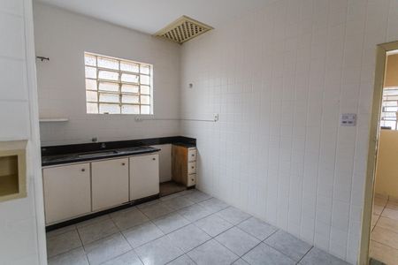 Casa para alugar com 150m², 4 quartos e 1 vaga Casa para alugar com 150m², 4 quartos e 1 vagaCozinha