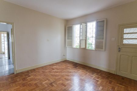 Sala de casa para alugar com 4 quartos, 150m² em Santa Efigênia, Belo Horizonte