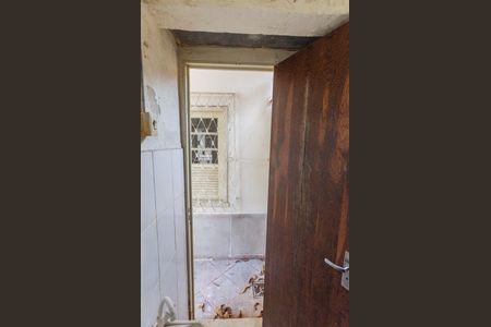 Casa para alugar com 150m², 4 quartos e 1 vaga Casa para alugar com 150m², 4 quartos e 1 vagaBanheiro de serviço