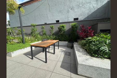 Apartamento à venda com 70m², 2 quartos e 1 vagaÁrea comum