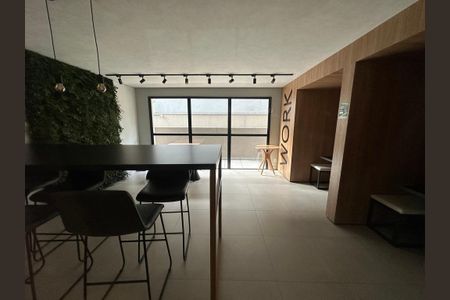 Apartamento à venda com 70m², 2 quartos e 1 vagaÁrea comum