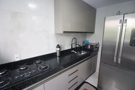Apartamento à venda com 47m², 2 quartos e 1 vagaCozinha e Área de Serviço