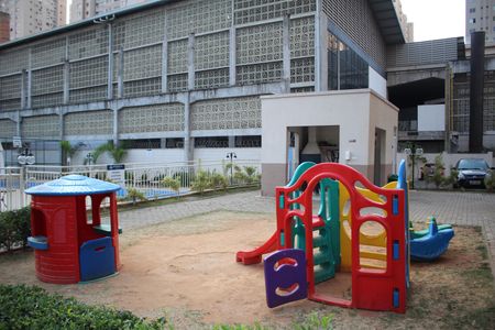Apartamento à venda com 47m², 2 quartos e 1 vagaÁrea comum