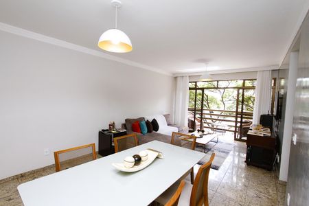 Sala de apartamento à venda com 3 quartos, 105m² em Estoril, Belo Horizonte