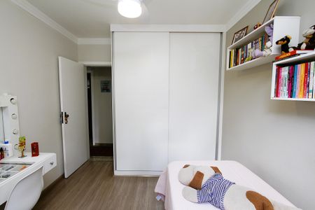 Apartamento à venda com 105m², 3 quartos e 2 vagasQuarto 2