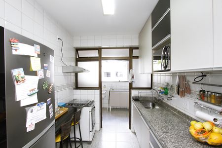 Apartamento à venda com 105m², 3 quartos e 2 vagasCozinha