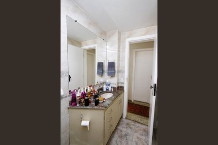 Apartamento à venda com 105m², 3 quartos e 2 vagasBanheiro Social