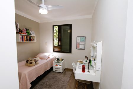 Apartamento à venda com 105m², 3 quartos e 2 vagasQuarto 2