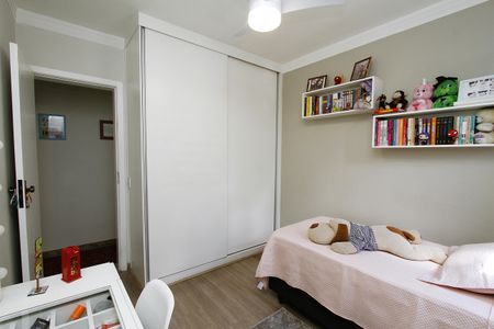 Apartamento à venda com 105m², 3 quartos e 2 vagasQuarto 2