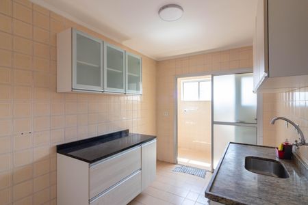Apartamento à venda com 65m², 2 quartos e 1 vagaCozinha