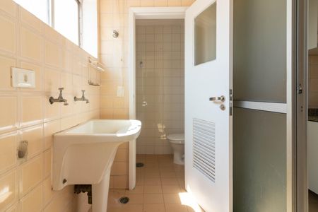 Apartamento à venda com 65m², 2 quartos e 1 vagaÁrea de Serviço