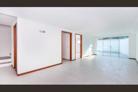 Casa à venda com 3 quartos, 169m² em Freguesia (Jacarepaguá), Rio de Janeiro