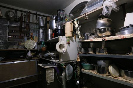 Casa à venda com 40m², 4 quartos e 2 vagas Casa à venda com 40m², 4 quartos e 2 vagasDespensa