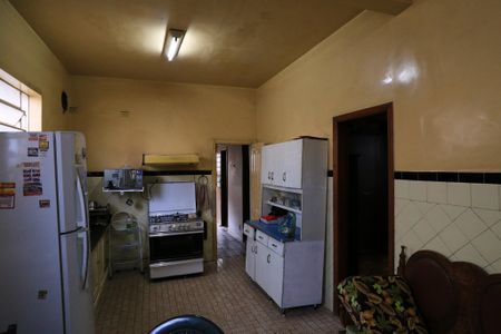 Casa à venda com 40m², 4 quartos e 2 vagas Casa à venda com 40m², 4 quartos e 2 vagasCozinha