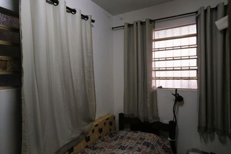 Casa à venda com 40m², 4 quartos e 2 vagas Casa à venda com 40m², 4 quartos e 2 vagasQuarto 3