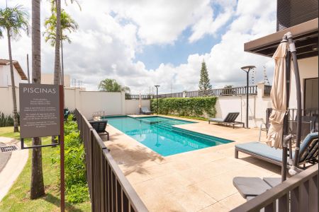 Casa de condomínio para alugar com 156m², 3 quartos e 2 vagas Casa de condomínio para alugar com 156m², 3 quartos e 2 vagasÁrea comum - Piscina