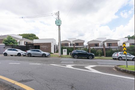 Casa de condomínio para alugar com 156m², 3 quartos e 2 vagas Casa de condomínio para alugar com 156m², 3 quartos e 2 vagasFachada