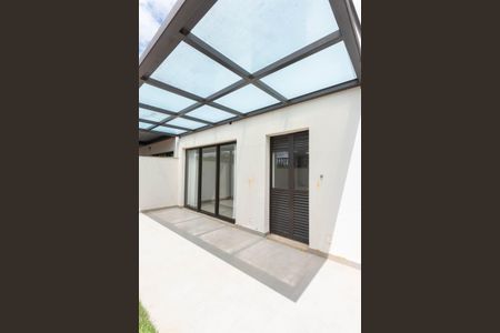 Casa de condomínio para alugar com 156m², 3 quartos e 2 vagas Casa de condomínio para alugar com 156m², 3 quartos e 2 vagasjardim