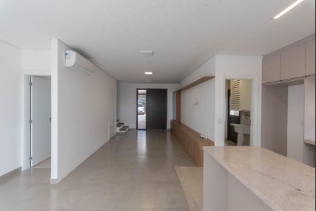 Casa de condomínio para alugar com 156m², 3 quartos e 2 vagas Casa de condomínio para alugar com 156m², 3 quartos e 2 vagasSala