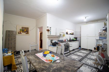 Casa para alugar com 240m², 4 quartos e 3 vagasCozinha 