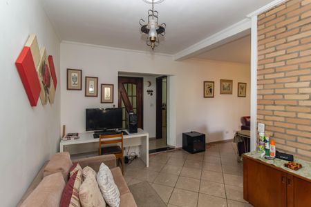 Casa à venda com 350m², 3 quartos e 4 vagas Casa à venda com 350m², 3 quartos e 4 vagasSala