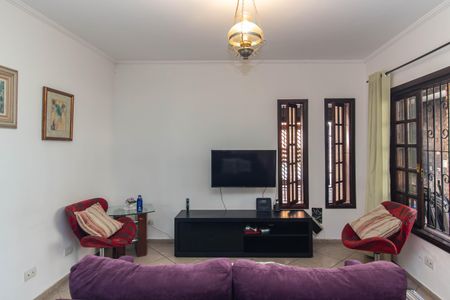 Casa à venda com 350m², 3 quartos e 4 vagas Casa à venda com 350m², 3 quartos e 4 vagasSala