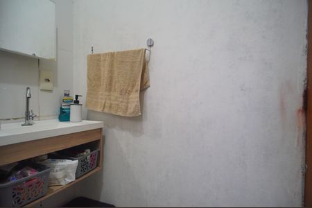 Apartamento à venda com 42m², 2 quartos e sem vagaBanheiro