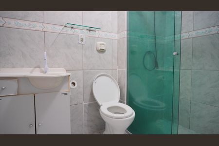 Banheiro  de kitnet/studio para alugar com 1 quarto, 30m² em Centro Histórico, Porto Alegre