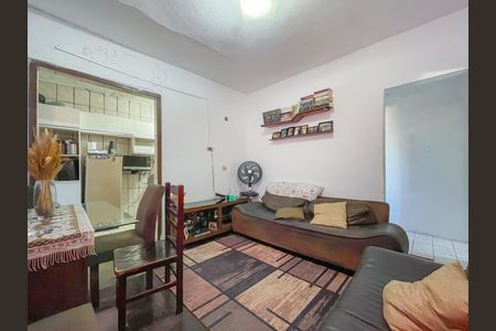 Casa à venda com 250m², 2 quartos e 2 vagasSala