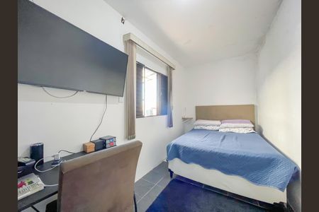 Casa à venda com 250m², 2 quartos e 2 vagas Casa à venda com 250m², 2 quartos e 2 vagasQuarto