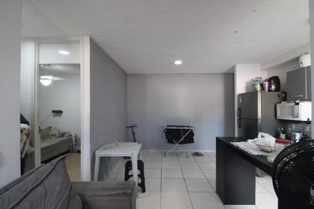 Apartamento para alugar com 45m², 2 quartos e 1 vagaSala/Cozinha